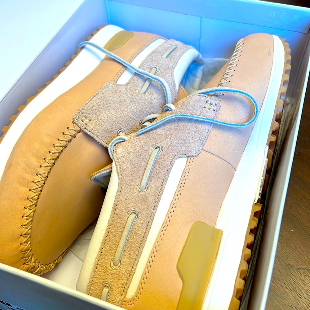 END. X ADIDAS CONSORTIUM ZX 700 BOAT